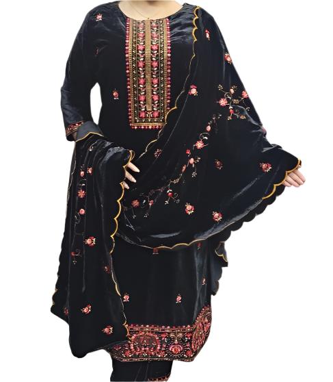 Stunning designer Suit Set with dupatta
